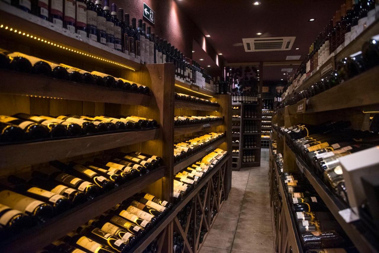 Royal Boutique Savassi Hotel Belo Horizonte Zewnętrze zdjęcie Wine shop in Tokyo