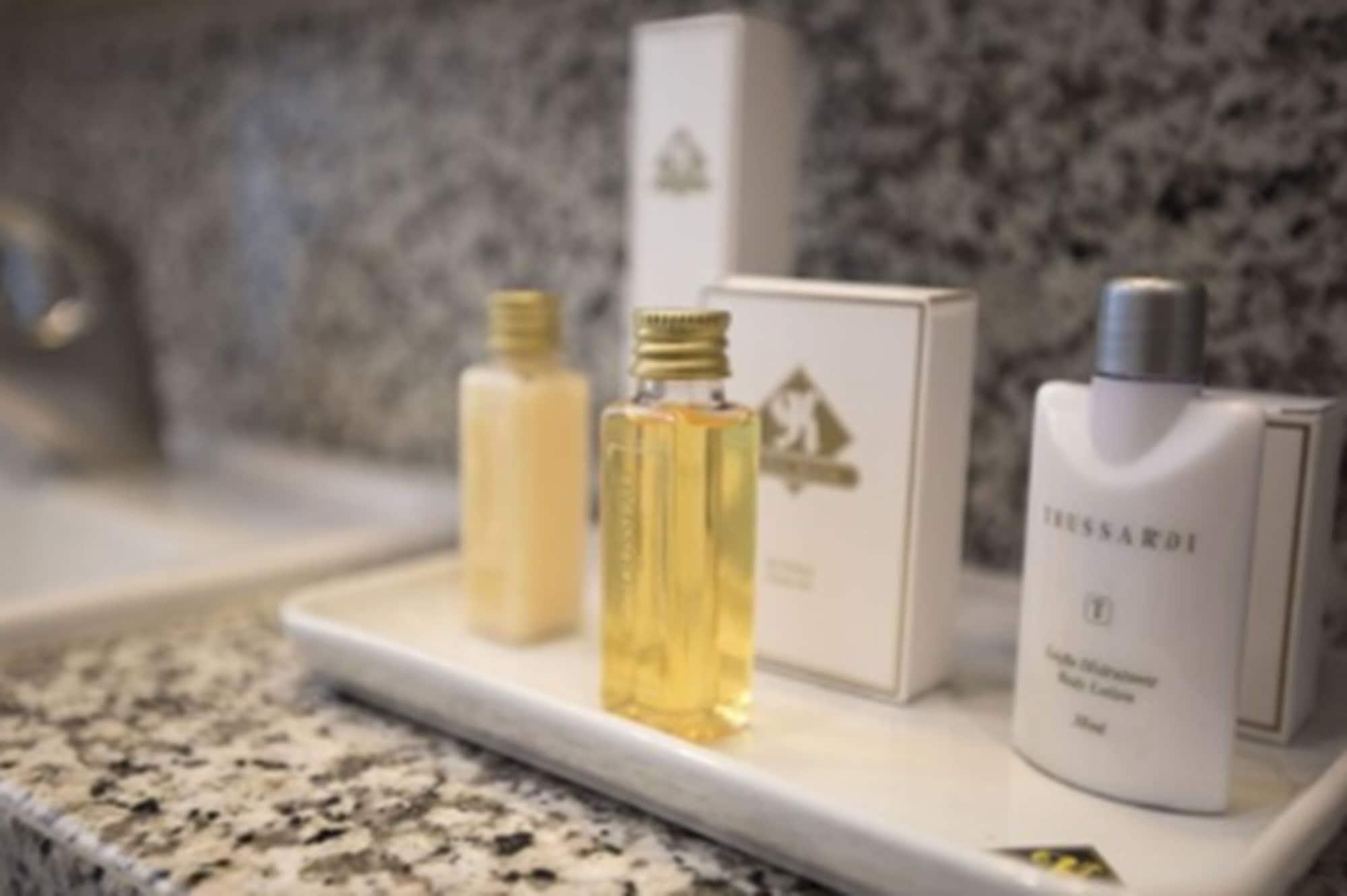 Royal Boutique Savassi Hotel Belo Horizonte Zewnętrze zdjęcie A selection of amenities by the company